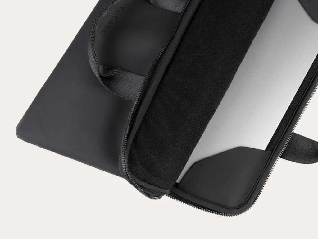Torba TUCANO GOMMO SUPERSLIM BAG 15.6"/crna