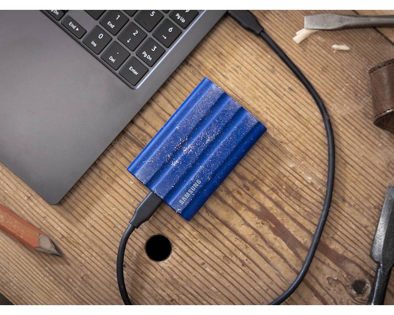 Portable T7 Shield 4TB crni eksterni SSD MU-PE4T0S
