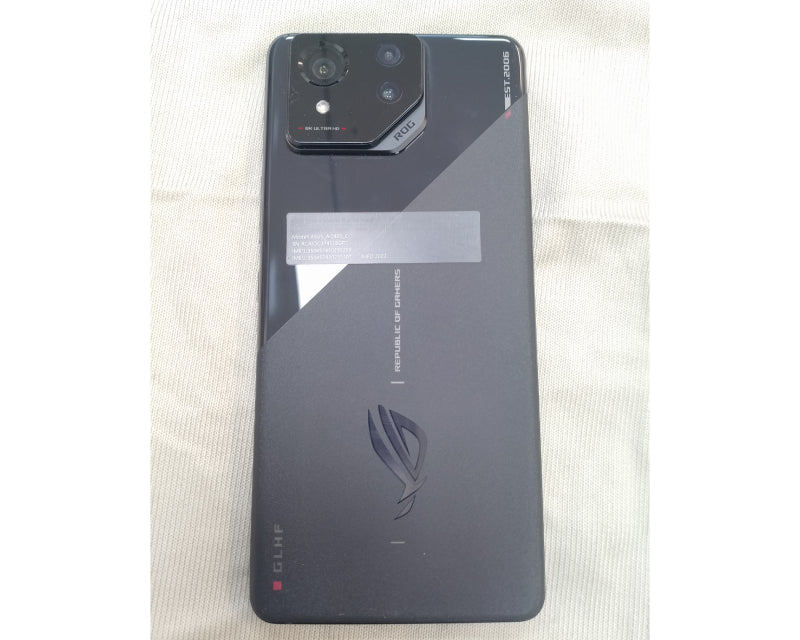 ROG Phone 8 12GB/256GB Android 14 Phantom Black (AI2401-12G256G-BK-EU) mobilni telefon outlet