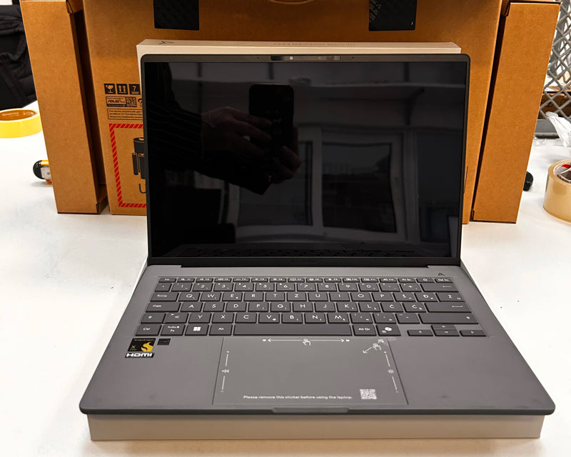 ZenBook 14 OLED UX3407RA-QD010W (14 inča WUXGA OLED, Snapdragon X Elite X1E, 32GB, SSD 1TB, Win11 Home) laptop