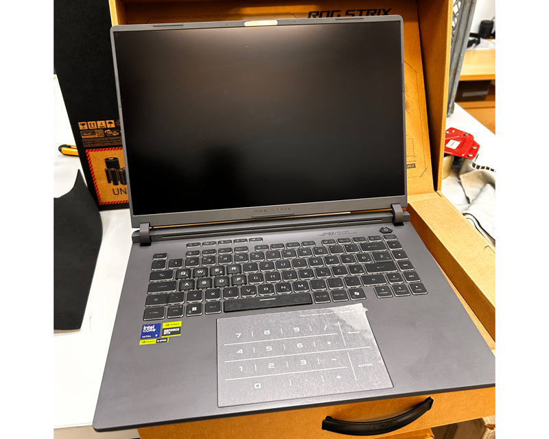 ROG Strix G16 G615LW-S5031W (16 inča 2.5K, Ultra 9 275HX, 32GB, SSD 2TB, GeForce RTX 5080, Win 11 Home) laptop outlet