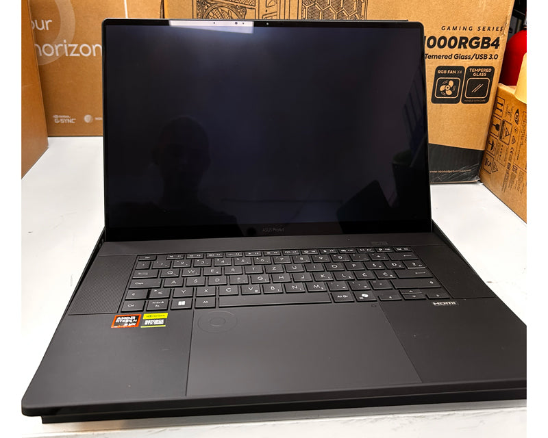 ProArt P16 OLED H7606WX-SE002X (16 inča 4K OLED, Ryzen AI 9 HX 370, 64GB, SSD 2TB+2TB, RTX 5090, Win11 Pro) laptop + ranac outlet