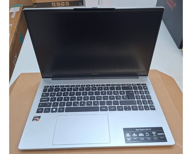 Aspire Lite 15 (AL15-45P-R3PJ) 15.6 inča FHD, Ryzen 7 5825U, 16GB, 1TB SSD, Light Silver (NX.DLPEX.002) outlet