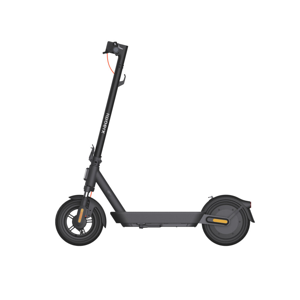 Električni trotinet XIAOMI 5 Plus 25kmh/60km/400W/20%/Crna